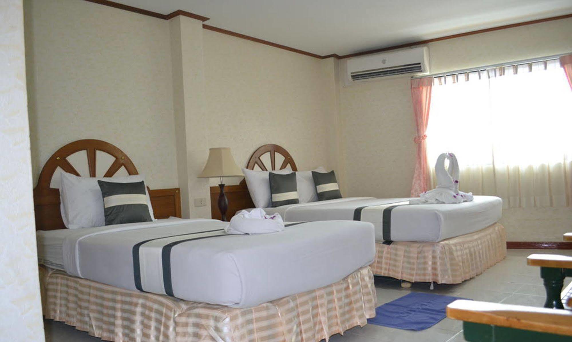 Natacha Hotel Phiphi-szigetek Kültér fotó
