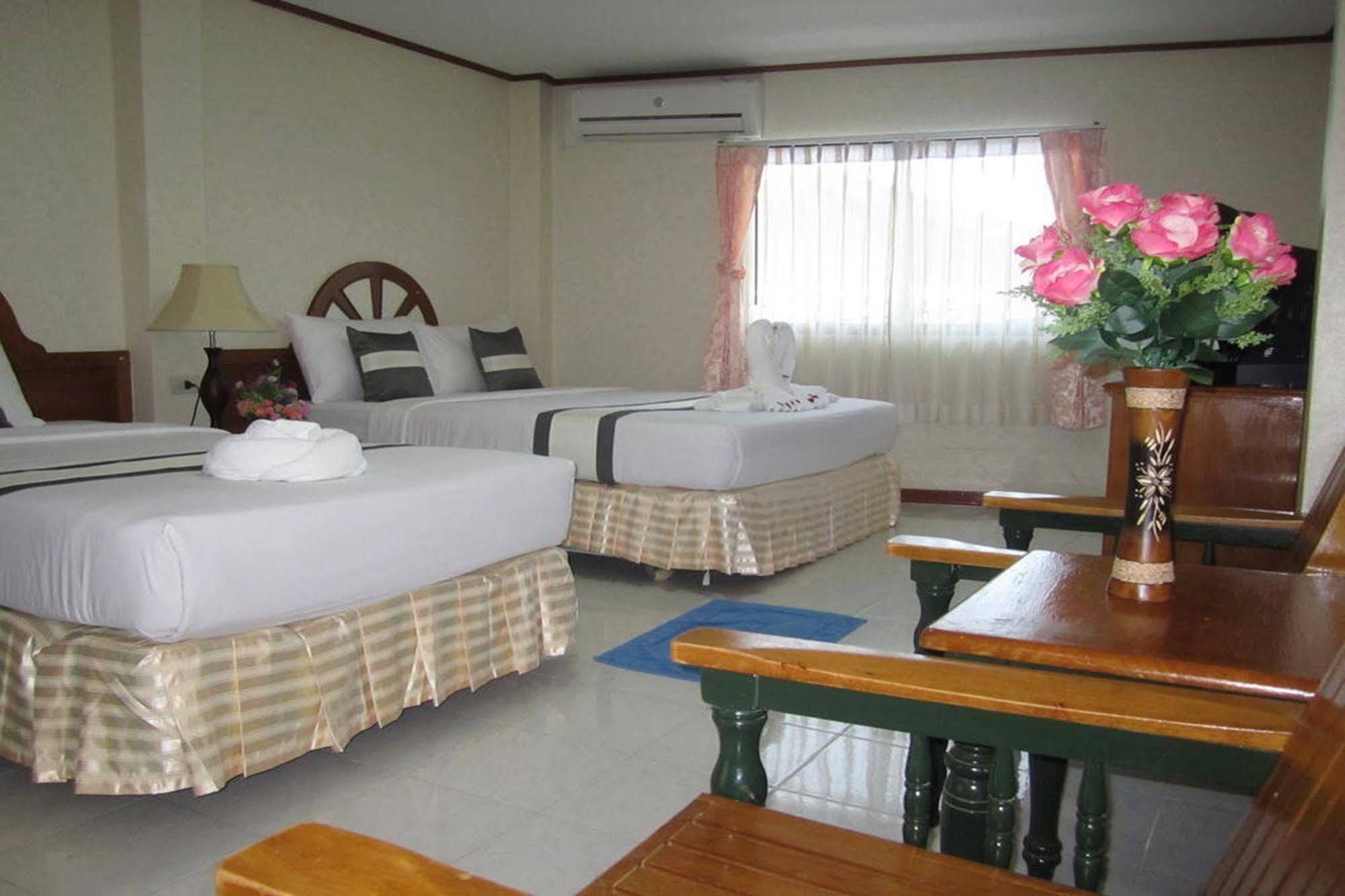 Natacha Hotel Phiphi-szigetek Kültér fotó